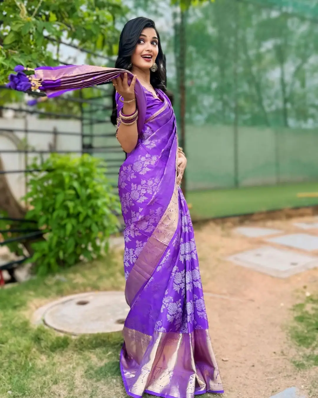 ETV Actress Priyanka Jain Wearing Violet Saree Blouse